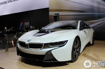 Chicago Auto Show 2014: BMW i8