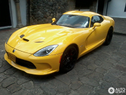 Spotted in Colombia: SRT Viper GTS 2013